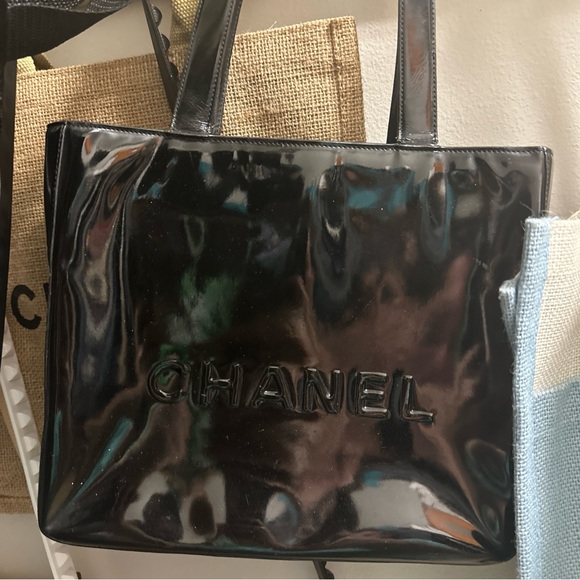 Chanel black purse with wallet never worn like brand new BEAUTIFUL - Picture 2 of 7